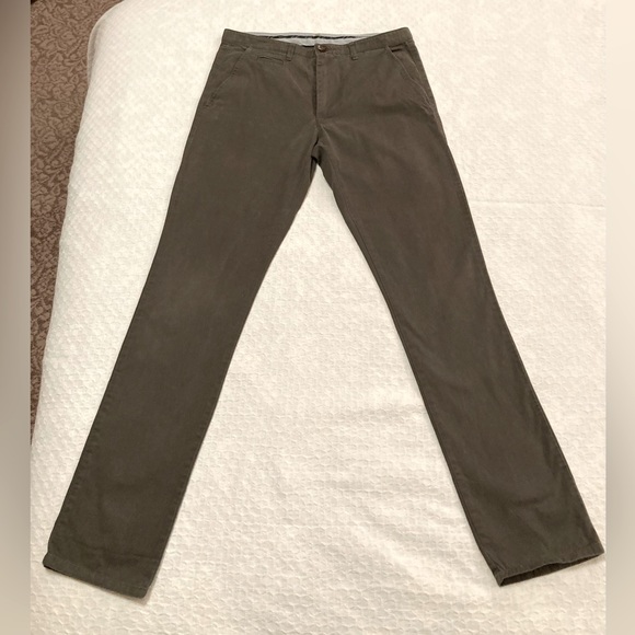 Stock Mfg chinos, olive, size 32 - Picture 1 of 7